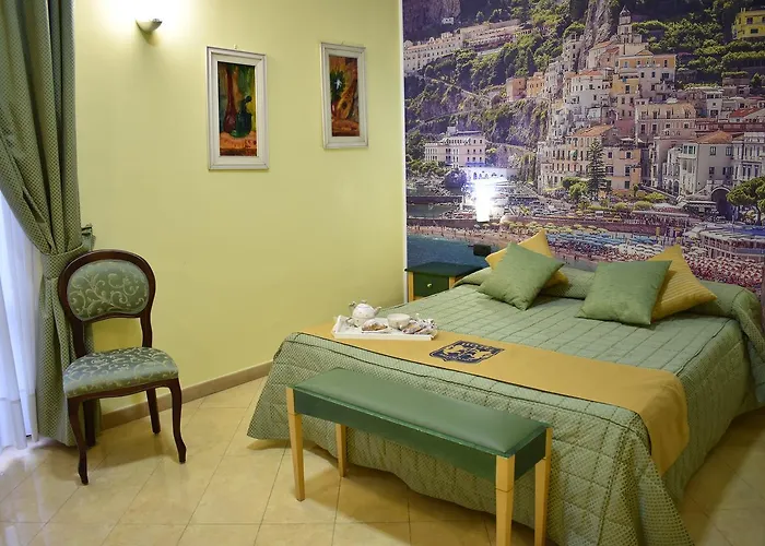 Hotel Ristorante Amitrano 3*